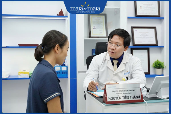 Rạn da 5 thăm khám bác sĩ da liễu