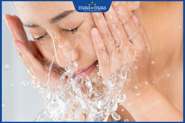 Tiêm filler có được rửa mặt không? Lưu ý chăm sóc đúng cách 2 rửa mặt