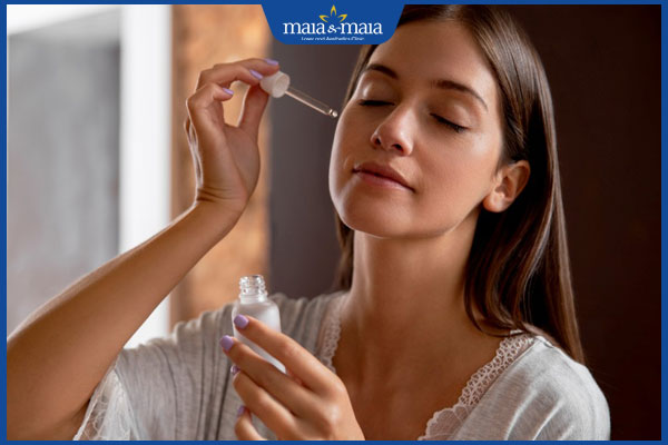 TOP 6 sản phẩm serum căng bóng da được ưa chuộng hiện nay 2 thoa serum