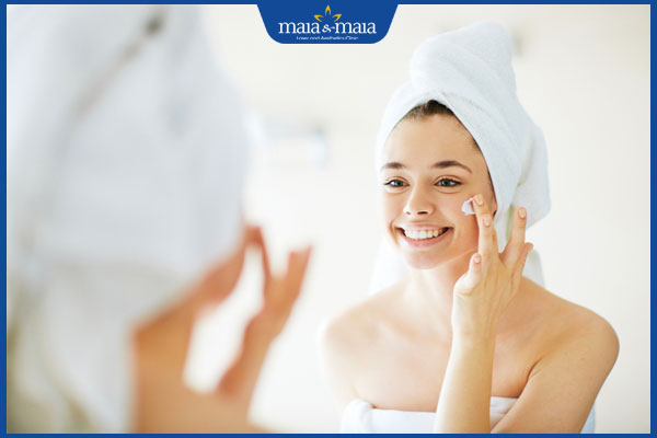 dùng mỹ phẩm trẻ hóa