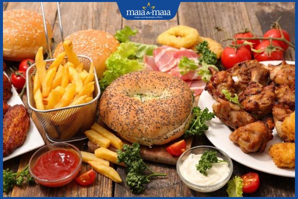 Vi kim tảo biển kiêng ăn gì? Top 5 nhóm thực phẩm cần chú ý 3 đồ ăn nhanh