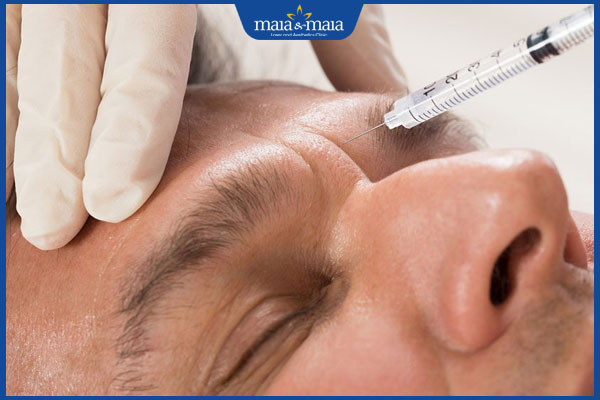 tiến hành tiêm botox
