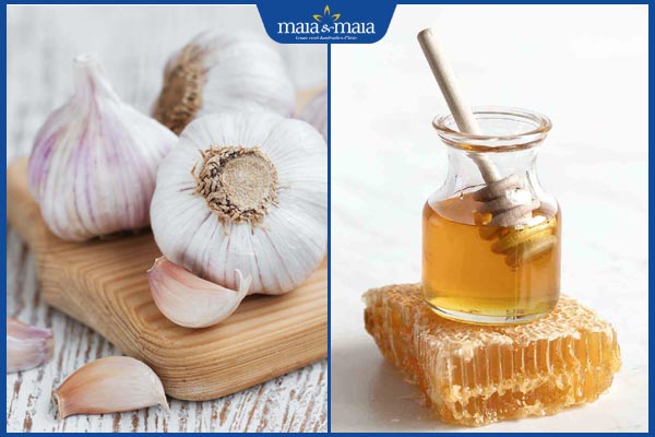 Thực hư hiệu quả xóa nếp nhăn bằng tỏi tại nhà? Cần lưu ý gì để đảm bảo an toàn? 3 tỏi và mật ong