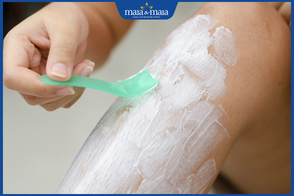 bôi kem tẩy lông