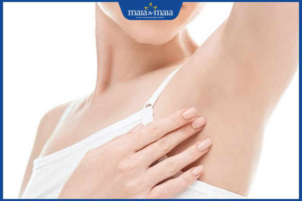 dùng kem chống nắng vùng nách