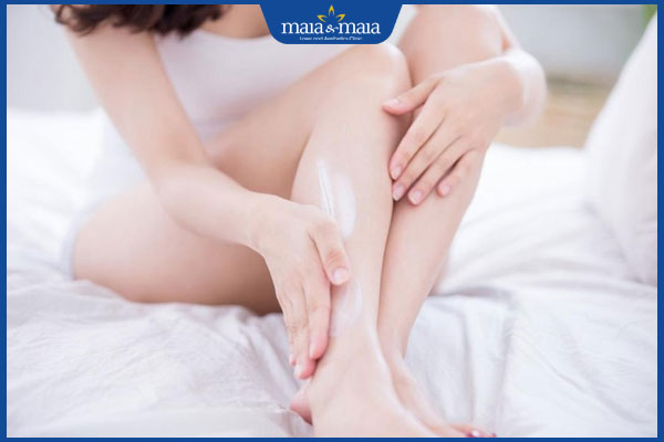 Lý do cạo lông chân bị ngứa, cách loại bỏ lông chân không bị ngứa 4 bôi kem dưỡng da chân