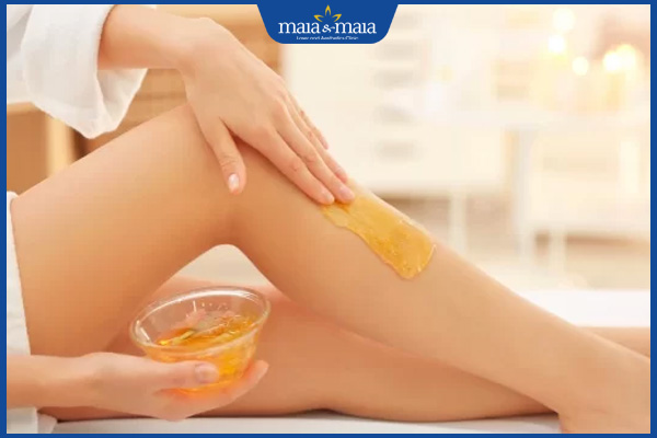 Hướng dẫn cách tẩy lông chân bằng mỡ trăn đơn giản tại nhà 2 bôi mỡ trăn