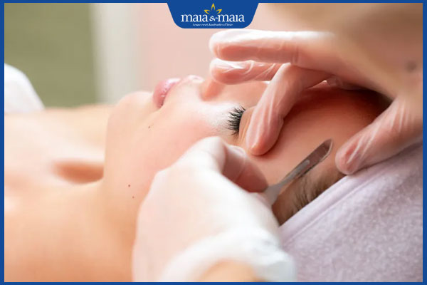 cạo lông mặt cho bà bầu