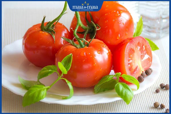 công dụng cà chua tẩy lông chân 