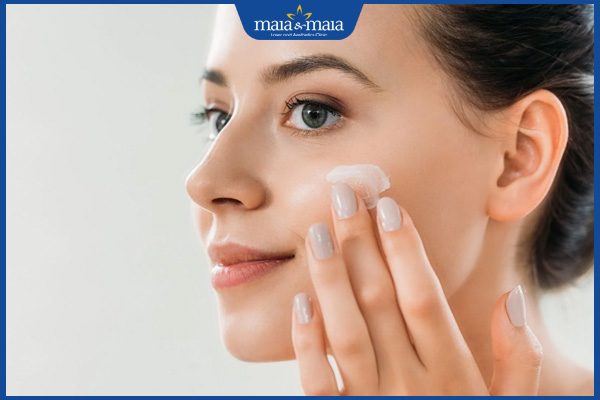 bôi thuốc trị nám