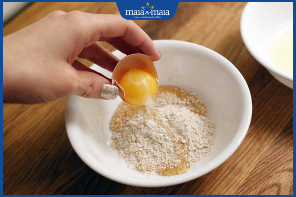 bột yến mạch cùng trứng gà