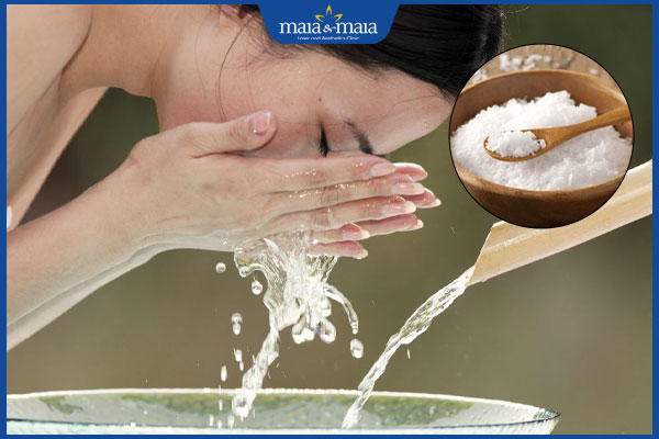 rửa mặt nước muối
