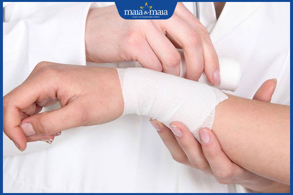 băng bó vết thương vừa phải