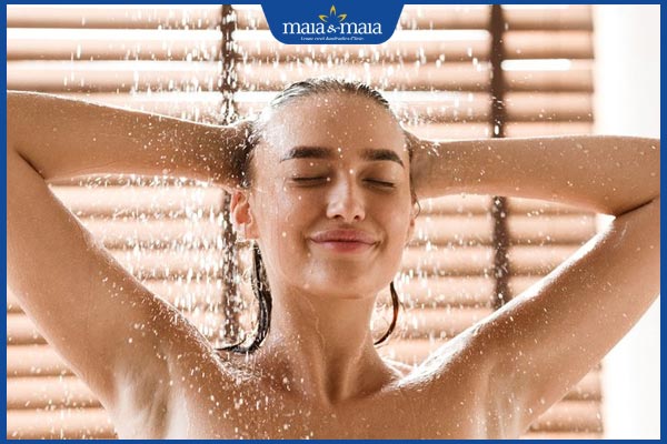 Viêm nang lông dạng sẹo lồi có triệu chứng gì? Gợi ý điều trị 4 tắm gội